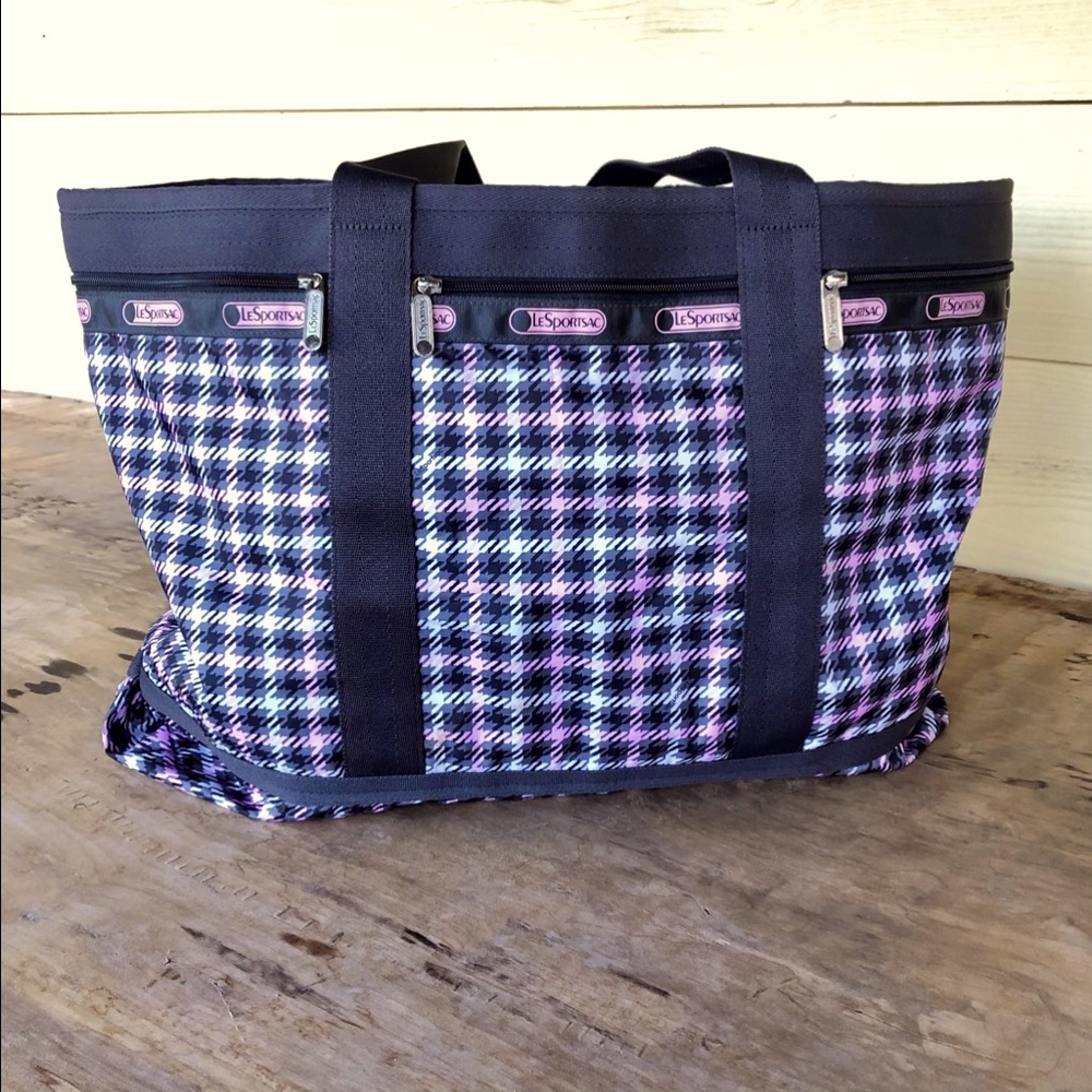 LeSportsac Packable Large Duffel Overnight bag Pink/Black/Gray houndstooth